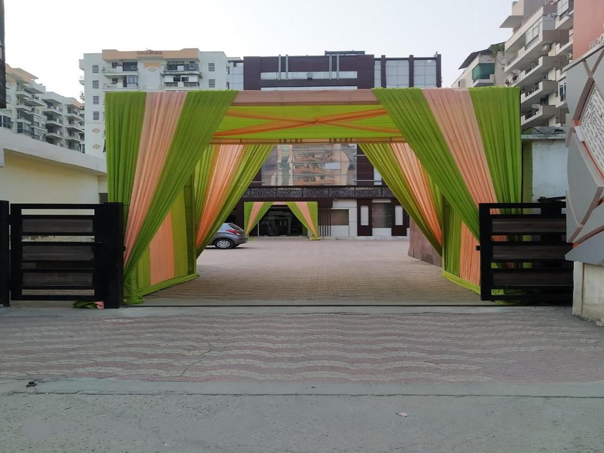 Genx Le Crescent Ghaziabad Ξενοδοχείο Εξωτερικό φωτογραφία