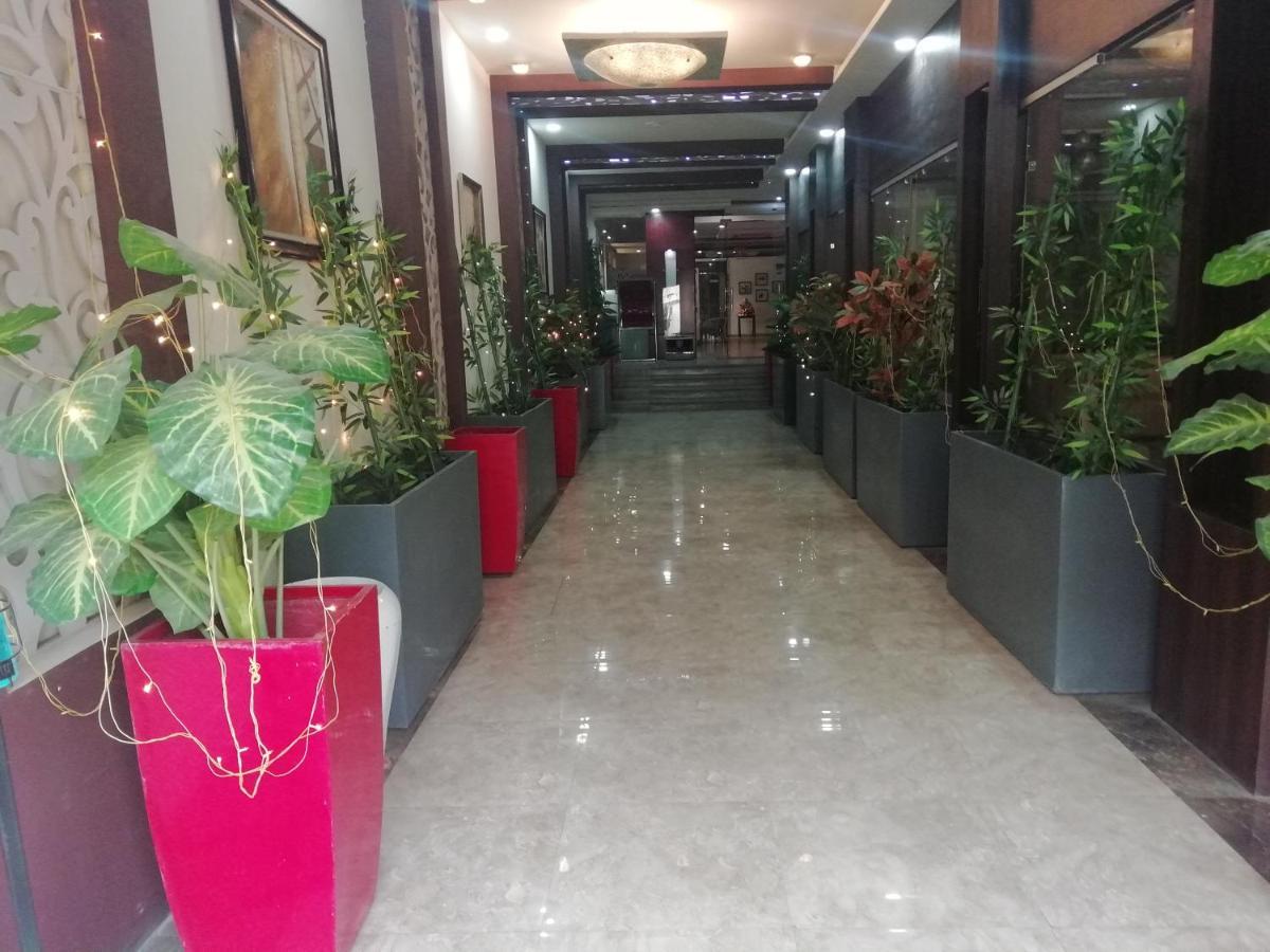 Genx Le Crescent Ghaziabad Ξενοδοχείο Εξωτερικό φωτογραφία