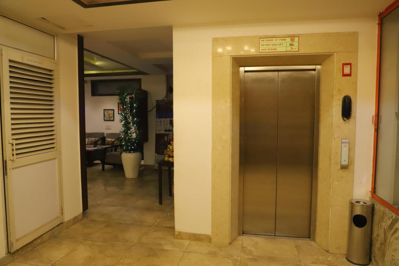 Genx Le Crescent Ghaziabad Ξενοδοχείο Εξωτερικό φωτογραφία
