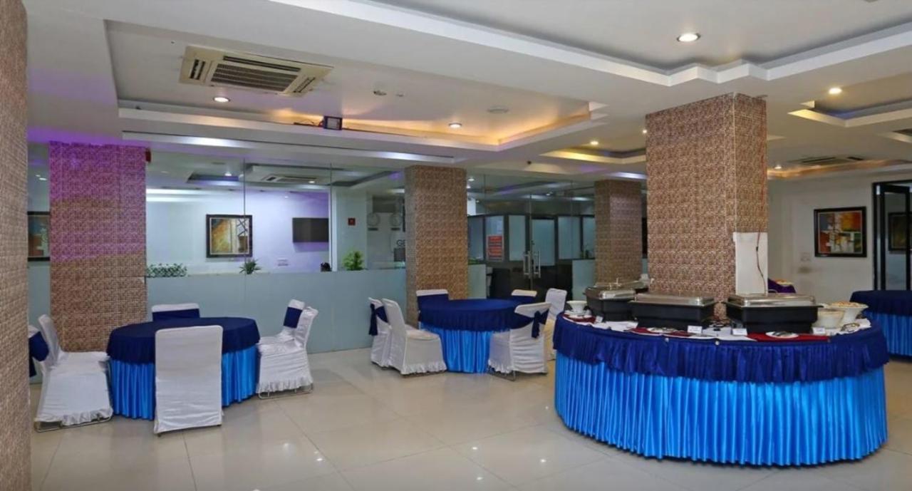 Genx Le Crescent Ghaziabad Ξενοδοχείο Εξωτερικό φωτογραφία